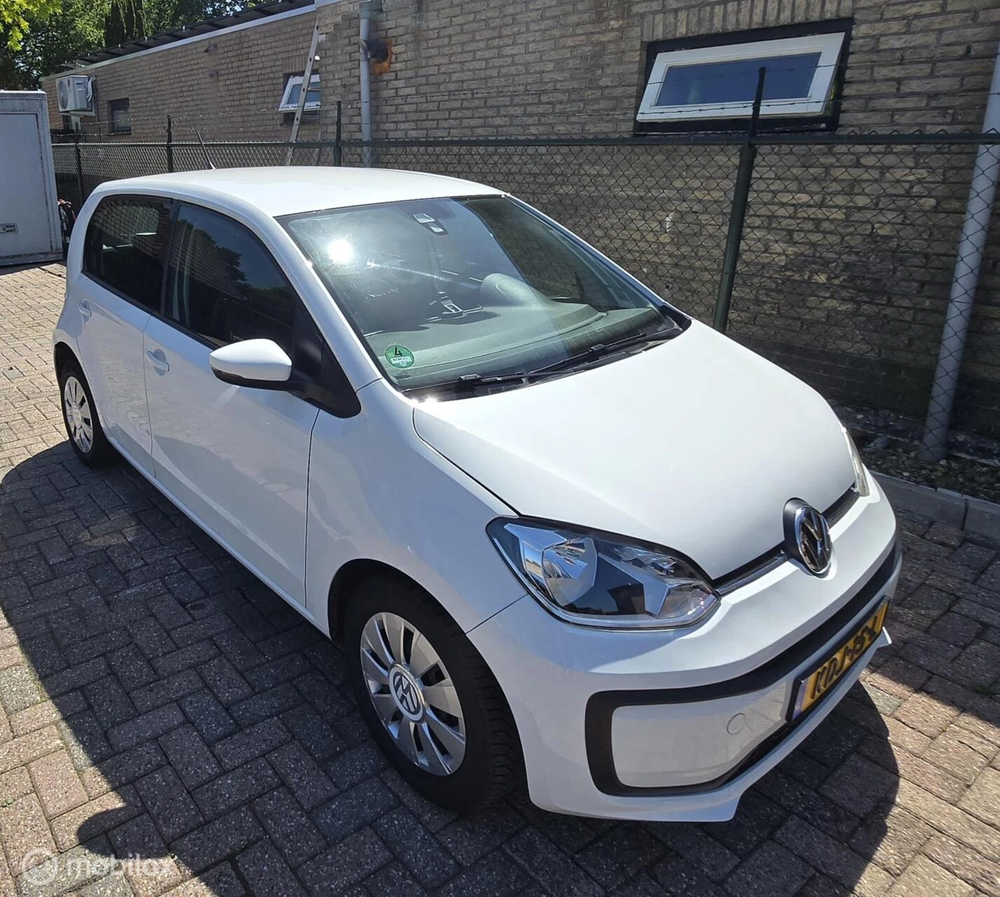 Hoofdafbeelding Volkswagen up!