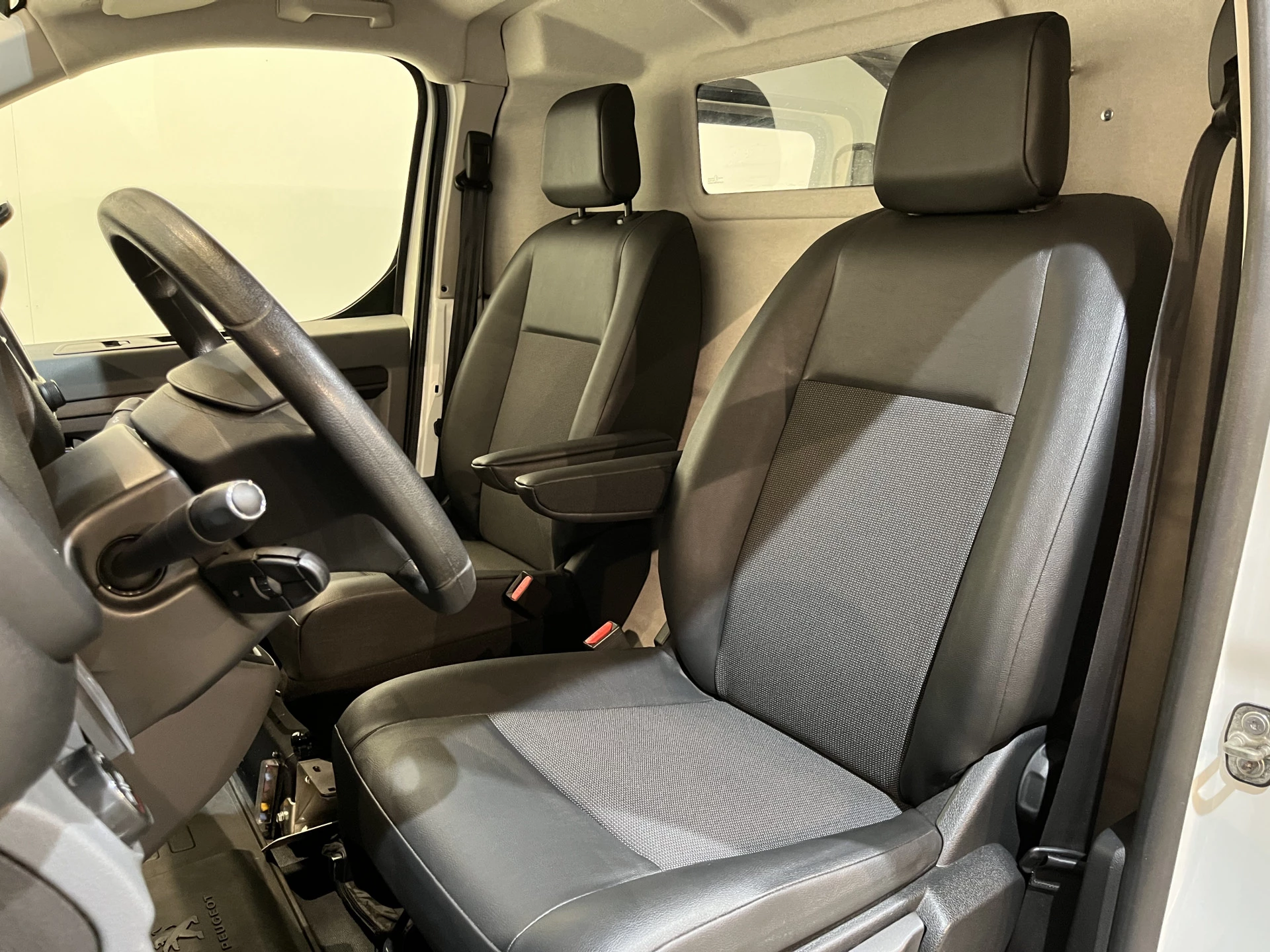 Hoofdafbeelding Peugeot Expert