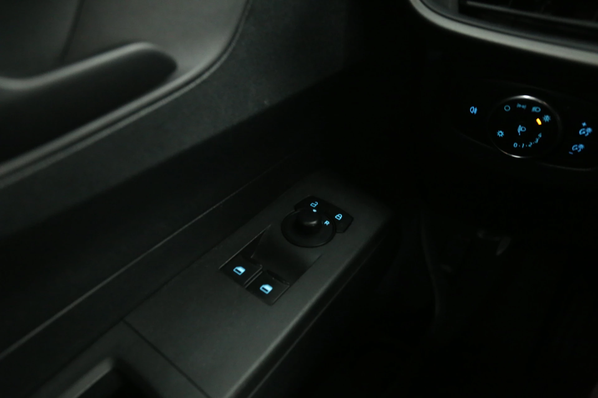 Hoofdafbeelding Ford Transit Courier