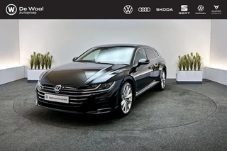 Hoofdafbeelding Volkswagen Arteon Volkswagen Arteon Shooting Brake 1.4 TSI 218pk DSG e-hybrid R-Line Business+ | SoH  99% | 19" LM Velgen, Lederen Bekleding, Adaptive Cruise Control |