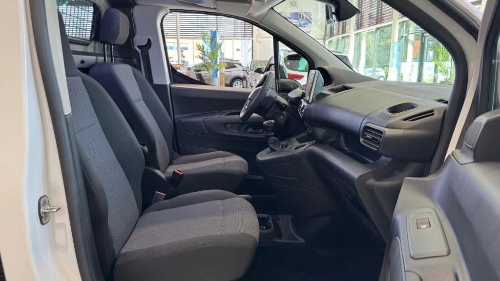 Hoofdafbeelding Peugeot Partner