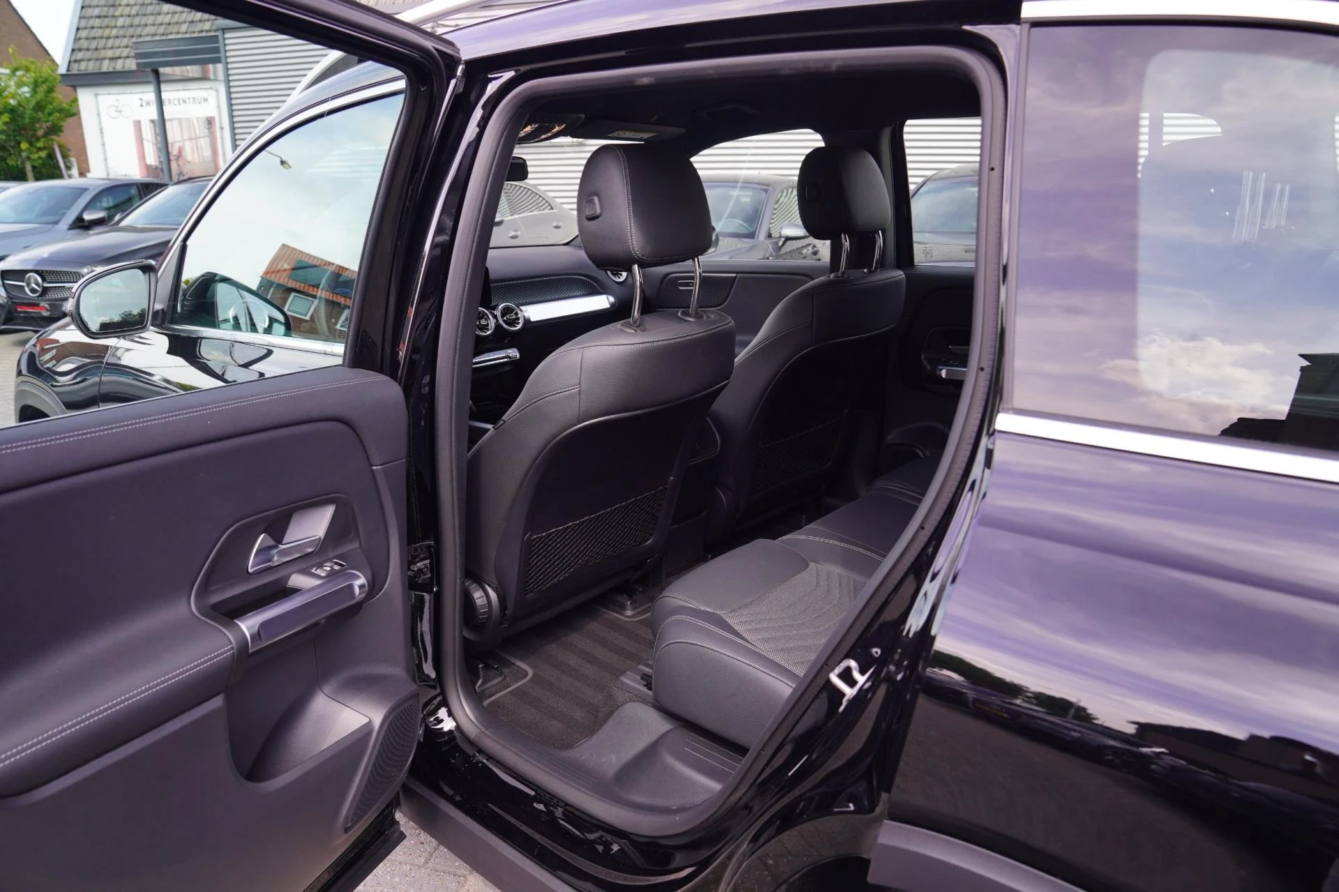 Hoofdafbeelding Mercedes-Benz EQB
