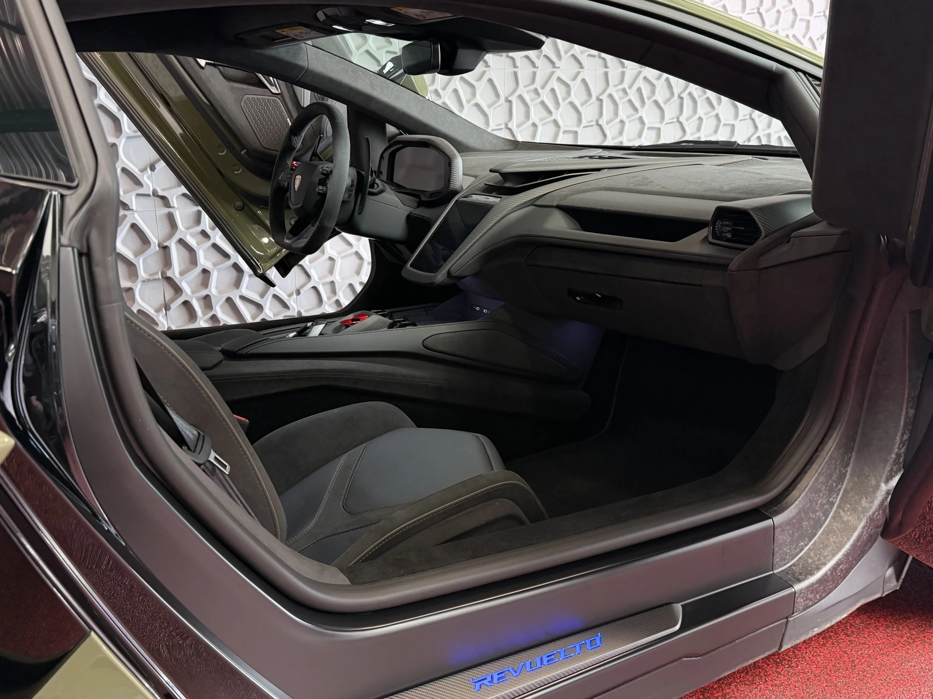 Hoofdafbeelding Lamborghini Revuelto