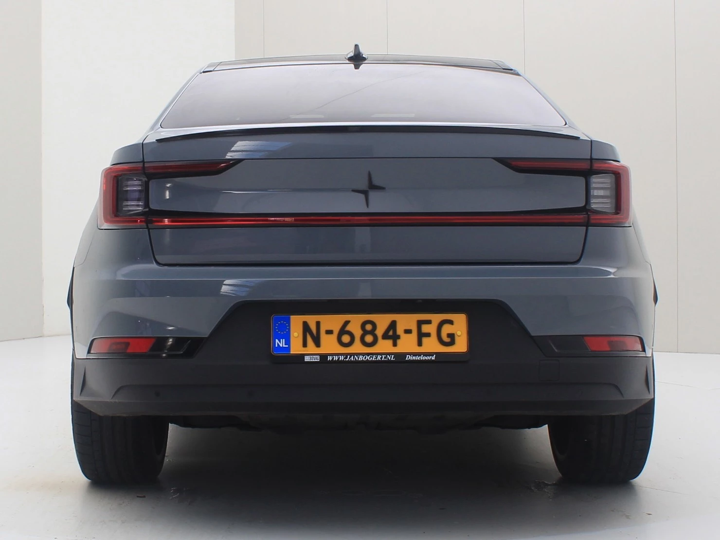 Hoofdafbeelding Polestar 2