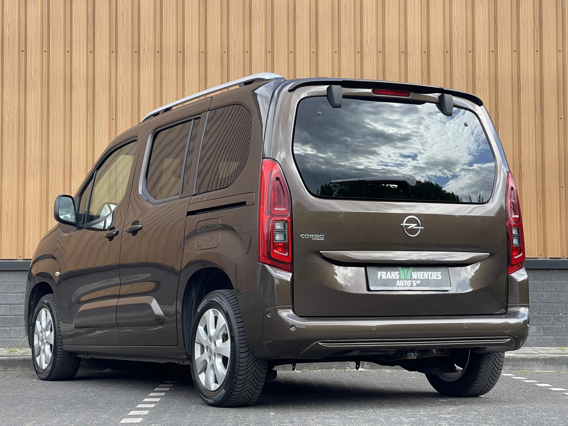Hoofdafbeelding Opel Combo