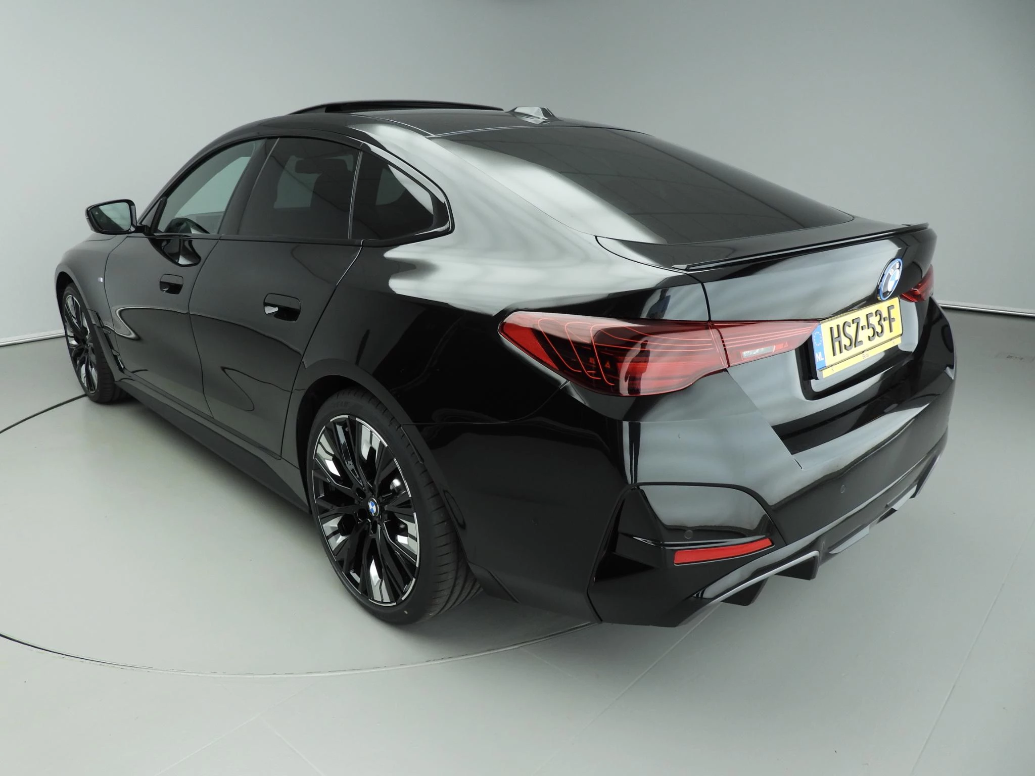Hoofdafbeelding BMW i4