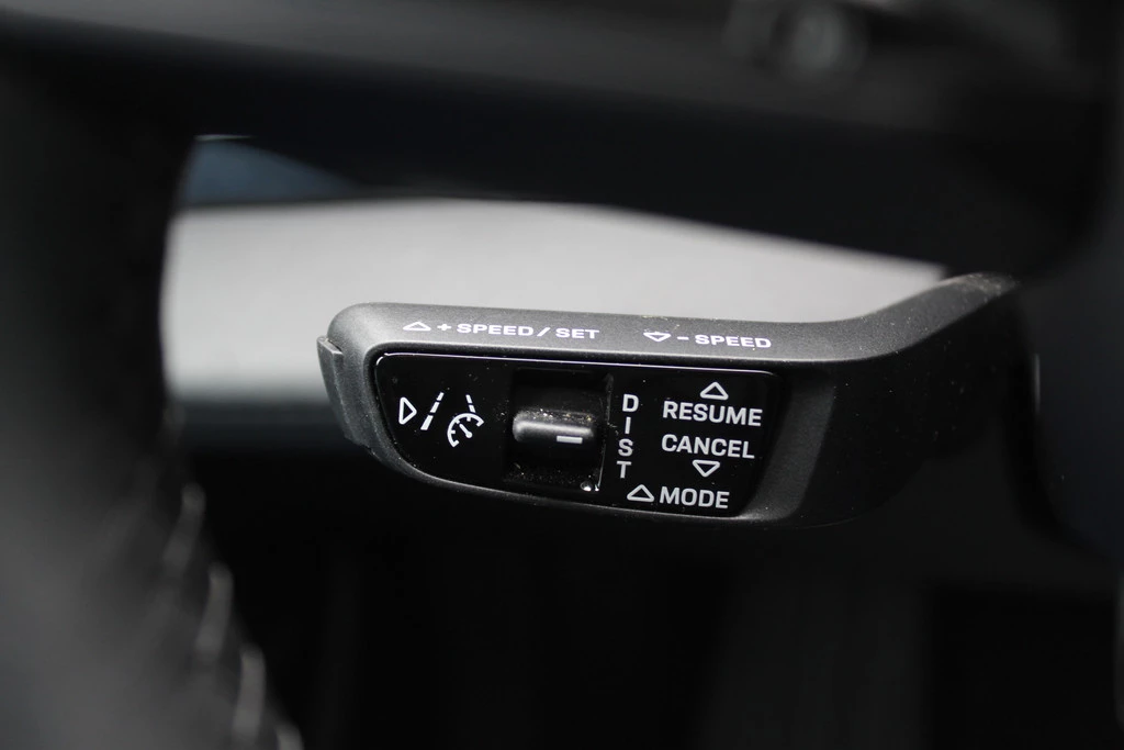 Hoofdafbeelding Porsche Taycan