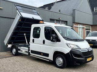 Hoofdafbeelding Citroën Jumper Citroën Jumper 35 2.0 BlueHDi L3 DC Kipper Kieper Trekhaak 2500 kg trekgewicht 7-Persoons Telefoonverbinding 1e eigenaar open laadbak Pick-up P-up Euro 6