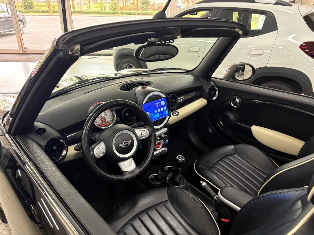 Hoofdafbeelding MINI Cabrio