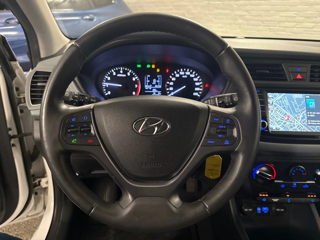 Hoofdafbeelding Hyundai i20