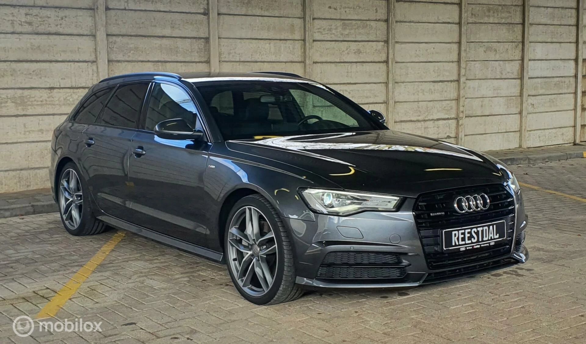 Hoofdafbeelding Audi A6