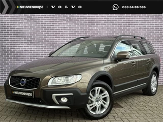 Hoofdafbeelding Volvo XC70 Volvo XC70 2.0 T5 FWD Nordic+ | Inscription Interieur | Harman/Kardon | Adaptieve cruise  | Schuif/kantel dak | Standkachel | Volvo on Call | Trekhaak | Keyless entry/start | Stoelverwarming/ventilatie| Parkeercamera | BLIS |