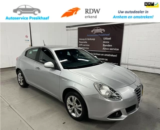 Hoofdafbeelding Alfa Romeo Giulietta Alfa Romeo Giulietta 1.4 T Distinctive Automaat