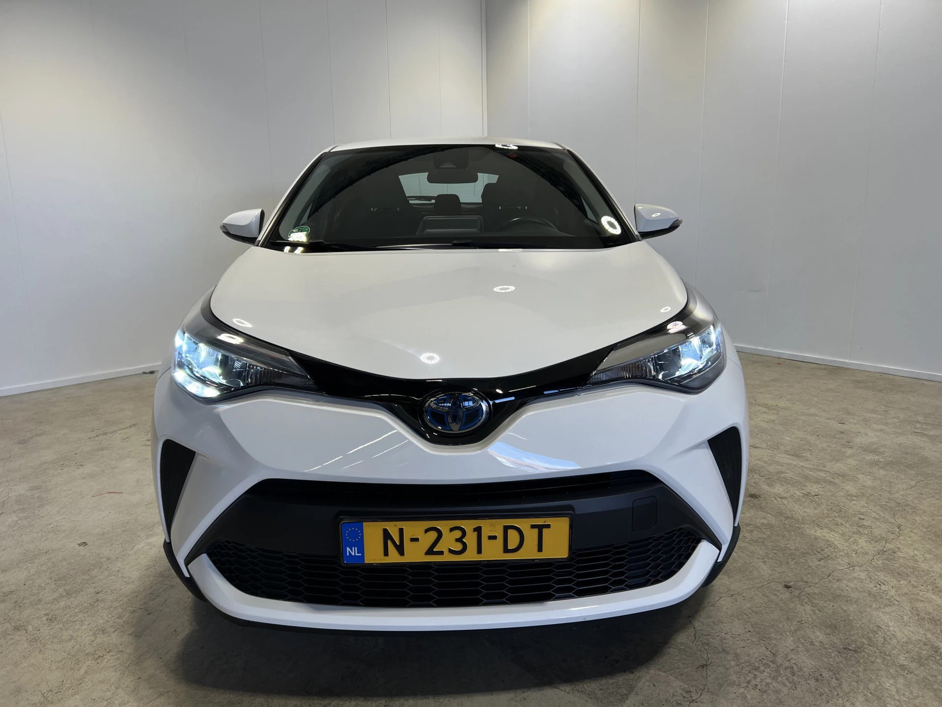 Hoofdafbeelding Toyota C-HR