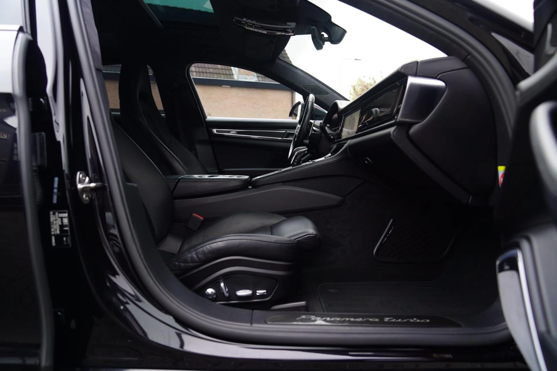 Hoofdafbeelding Porsche Panamera