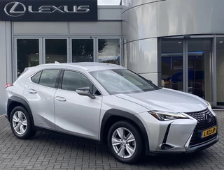 Hoofdafbeelding Lexus UX Lexus UX 250h Comfort Line CAMERA CARPLAY KEYLESS AD-CRUISE