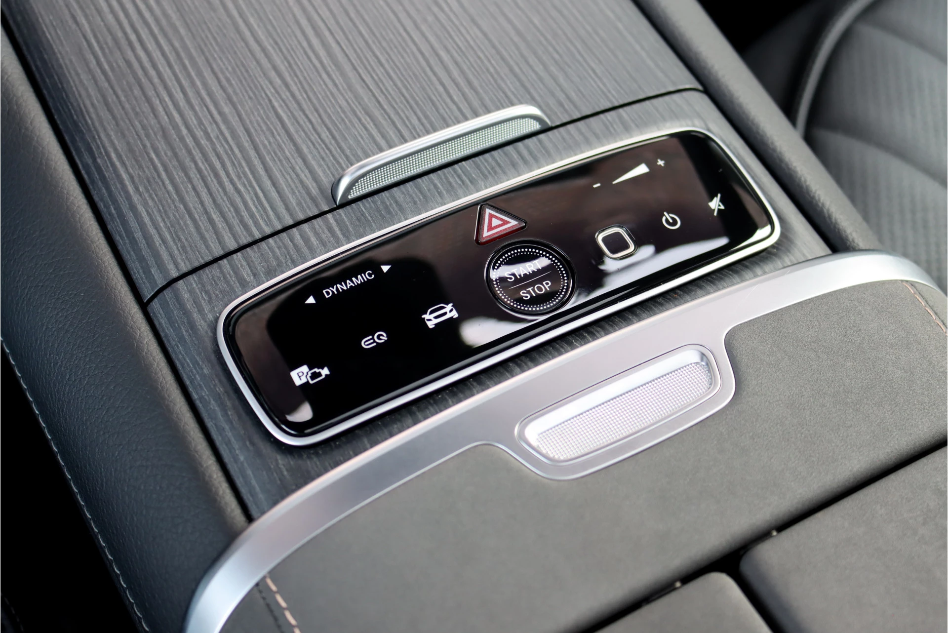 Hoofdafbeelding Mercedes-Benz EQS