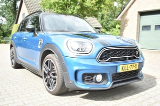 Mini Cooper SE Hybrid Aut  JCW Uitvoering Automaat.