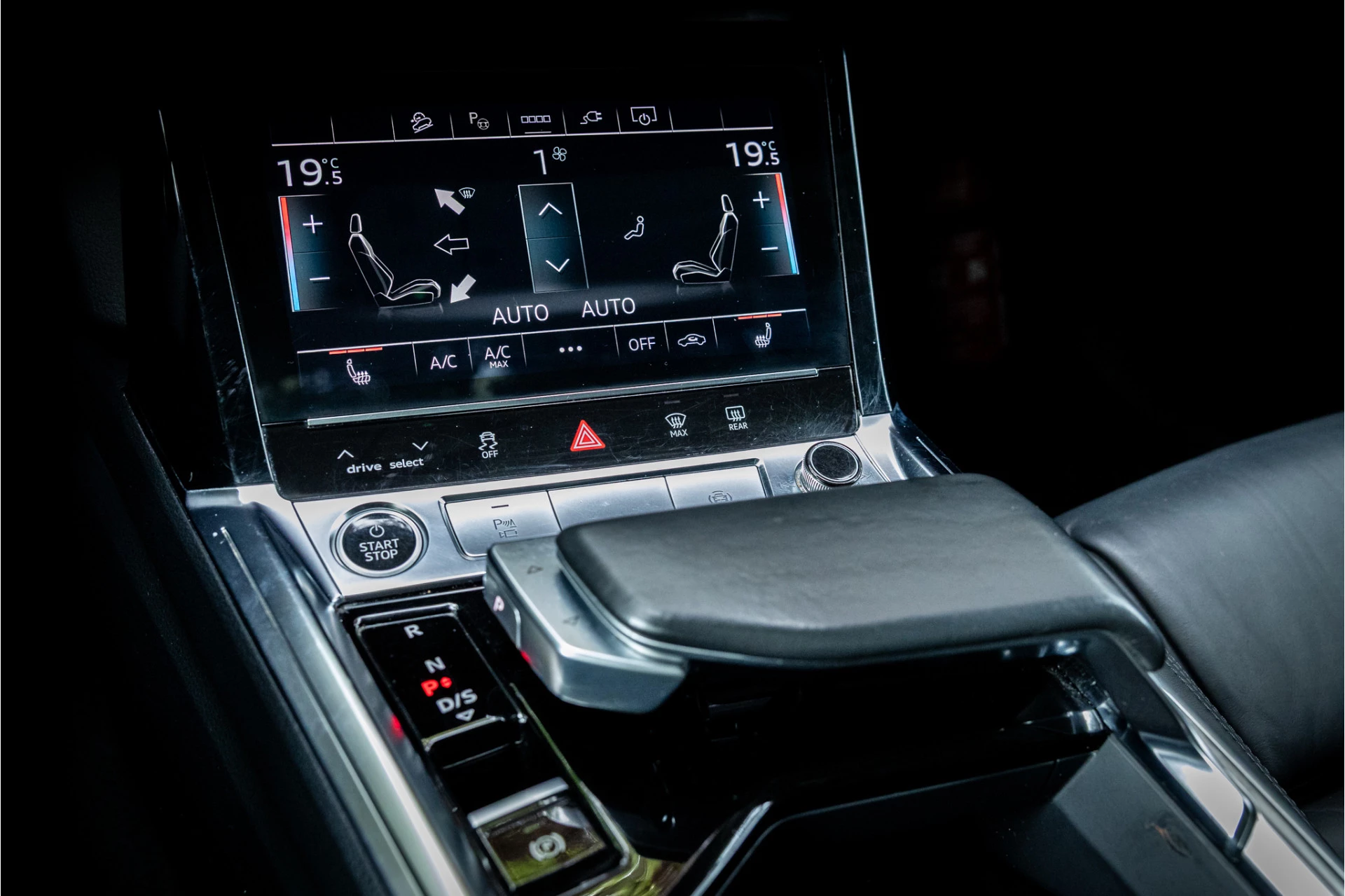 Hoofdafbeelding Audi e-tron