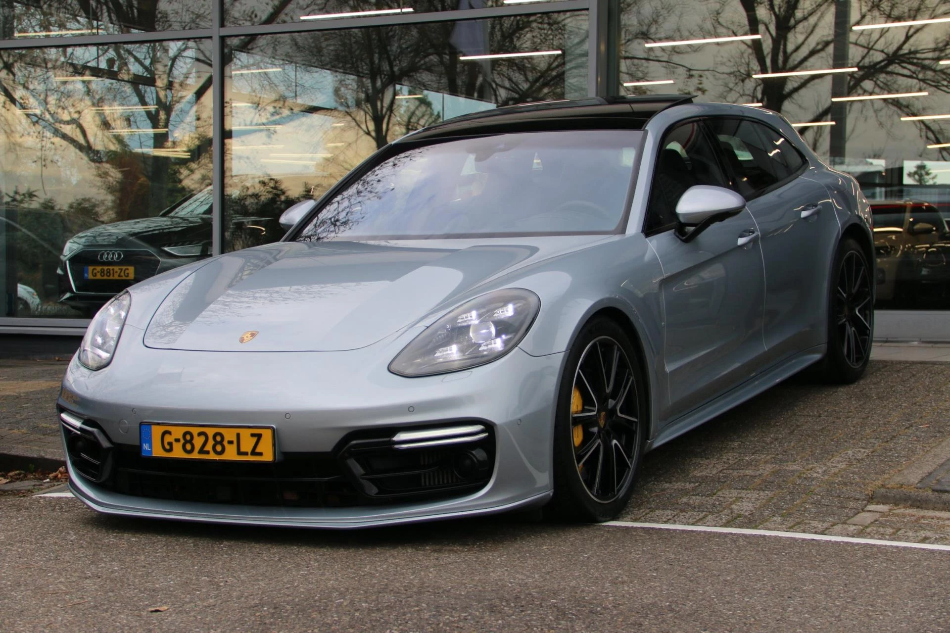 Hoofdafbeelding Porsche Panamera