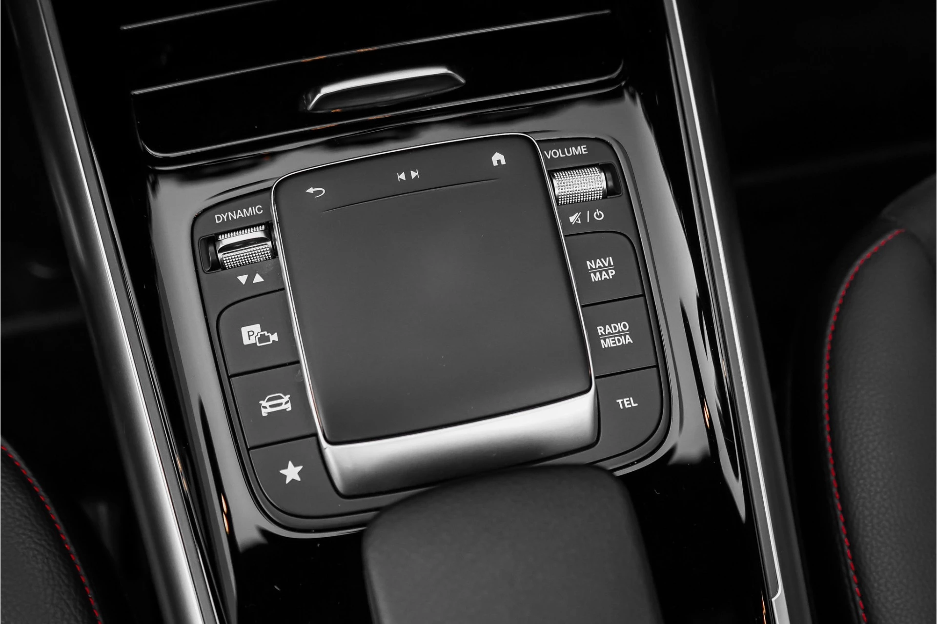 Hoofdafbeelding Mercedes-Benz EQA