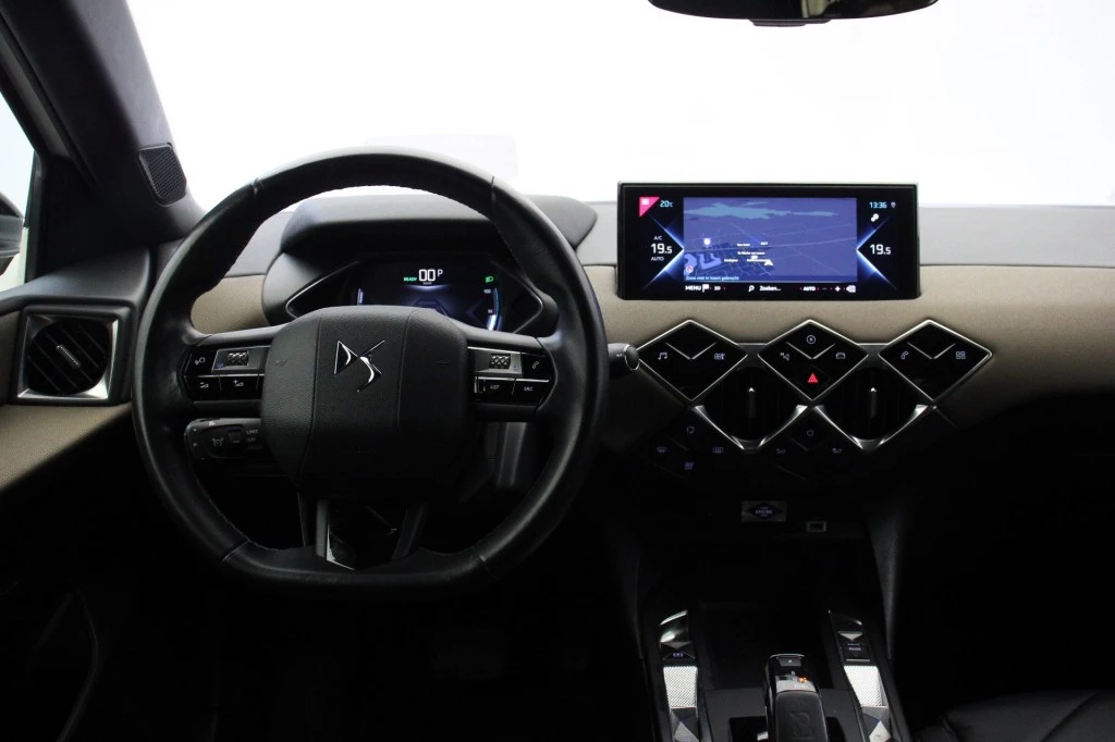 Hoofdafbeelding DS DS 3