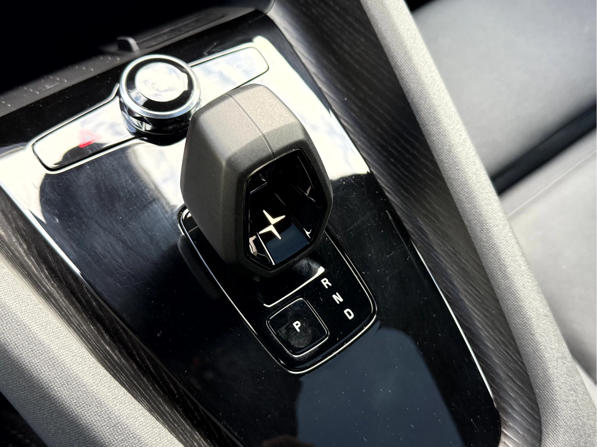 Hoofdafbeelding Polestar 2