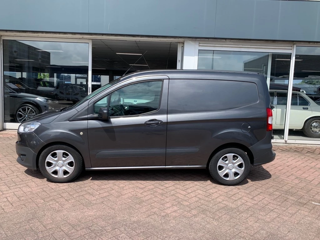 Hoofdafbeelding Ford Transit Courier