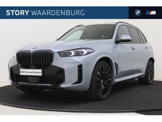 BMW X5 xDrive50e High Executive M Sport Automaat / Panoramadak Sky Lounge / Parking Assistant Professional / Soft-Close / M Multifunctionele Stoelen / Stoelventilatie / Adaptief onderstel / Adaptieve Cruise Control