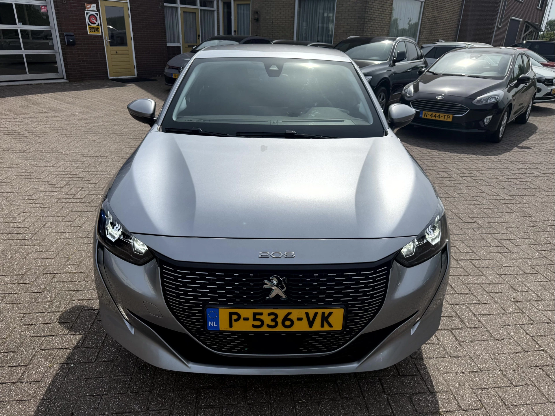 Hoofdafbeelding Peugeot e-208
