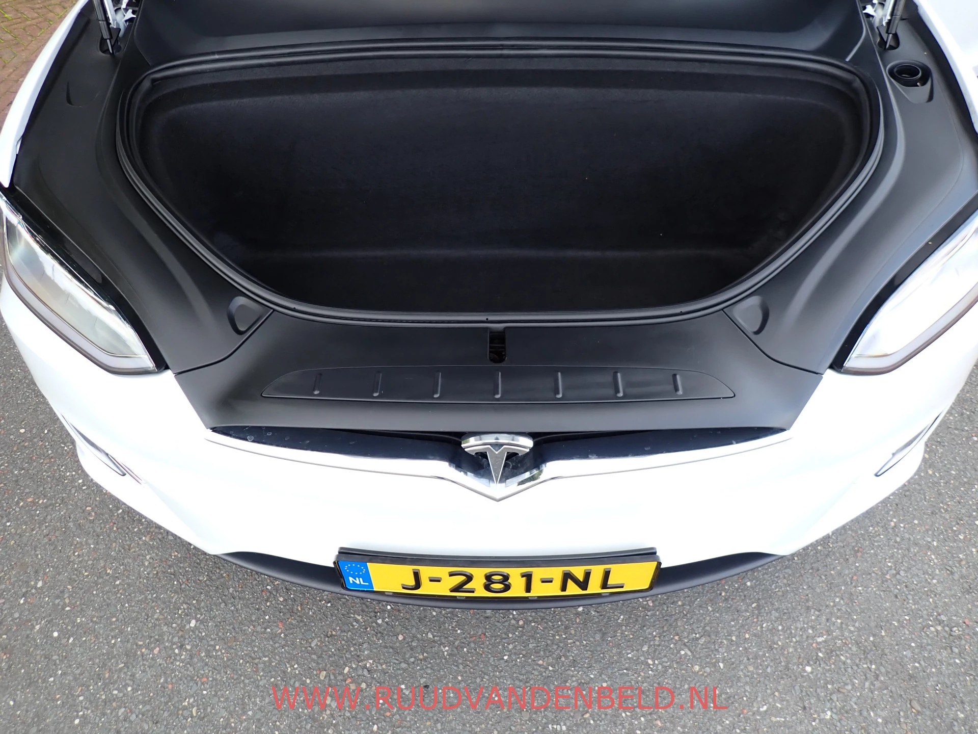 Hoofdafbeelding Tesla Model X