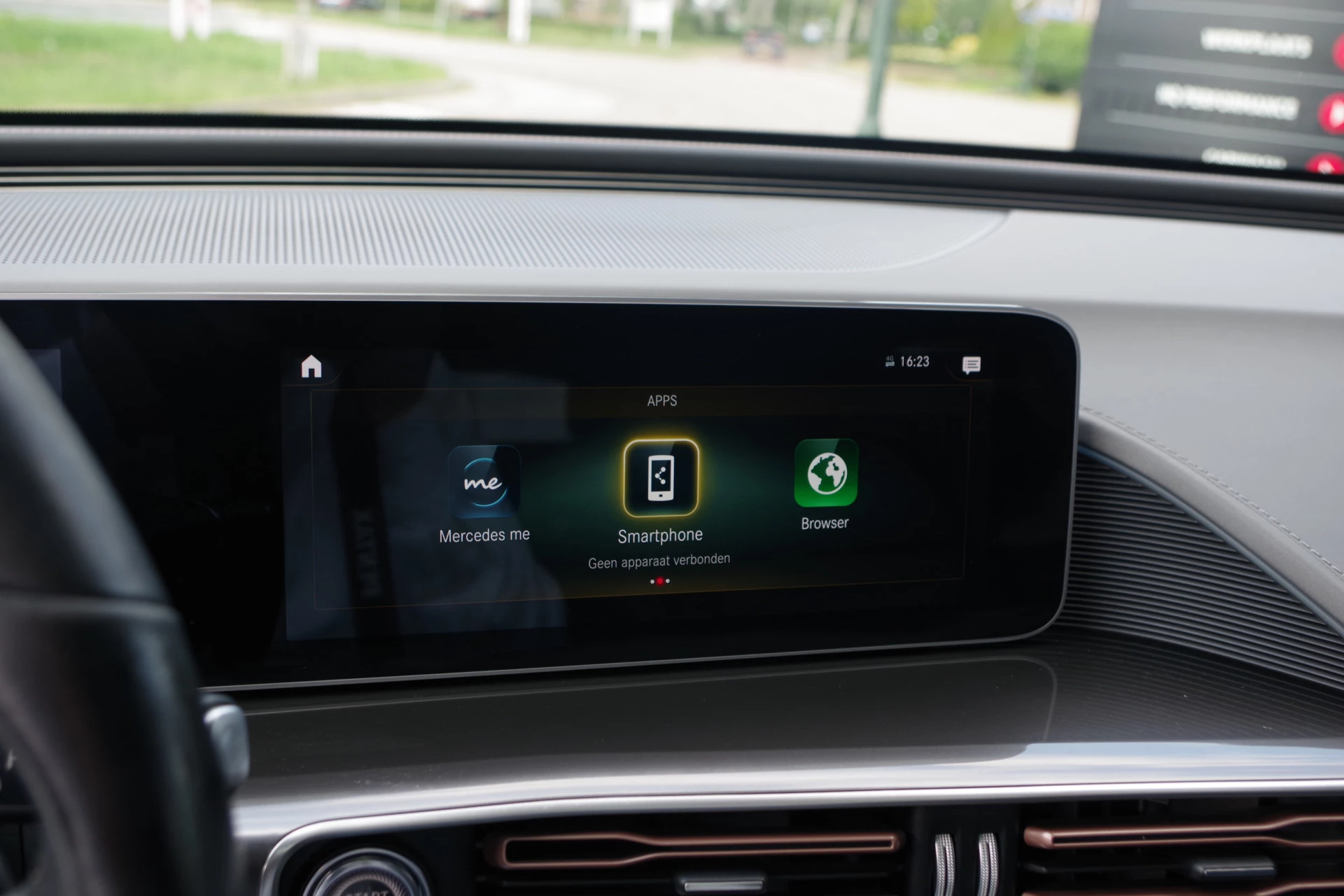 Hoofdafbeelding Mercedes-Benz EQC