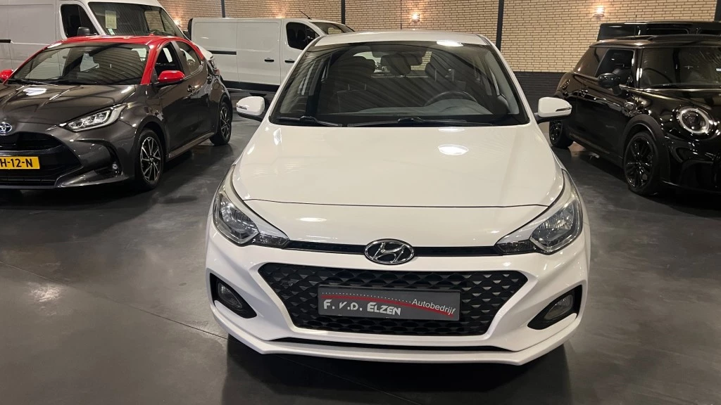 Hoofdafbeelding Hyundai i20