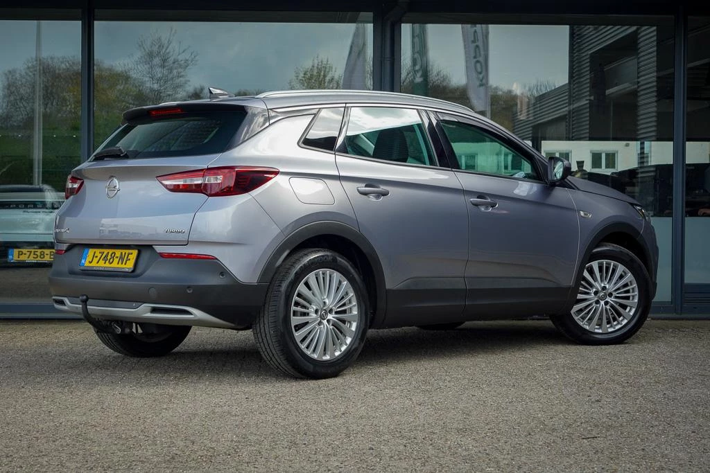 Hoofdafbeelding Opel Grandland X