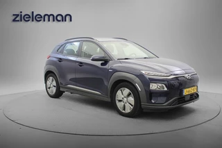 Hoofdafbeelding Hyundai Kona Hyundai Kona Electric Comfort 64 kWh - Carplay, Camera, Navi, Cruise, Clima