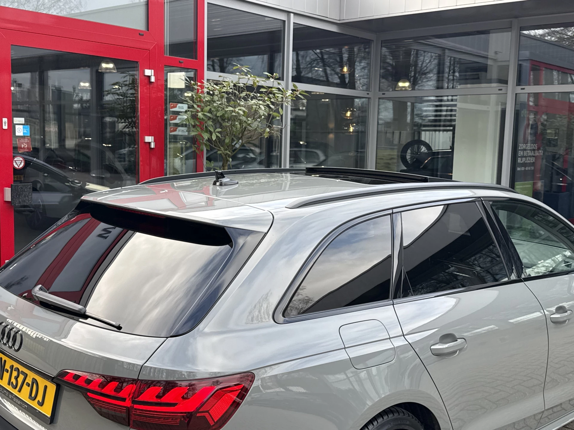 Hoofdafbeelding Audi A4