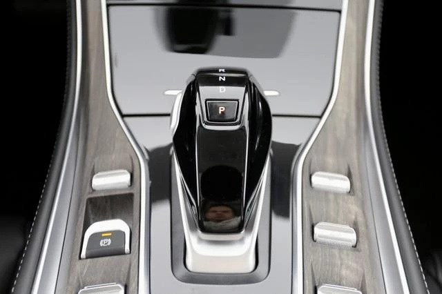 Hoofdafbeelding DFSK E5 PHEV