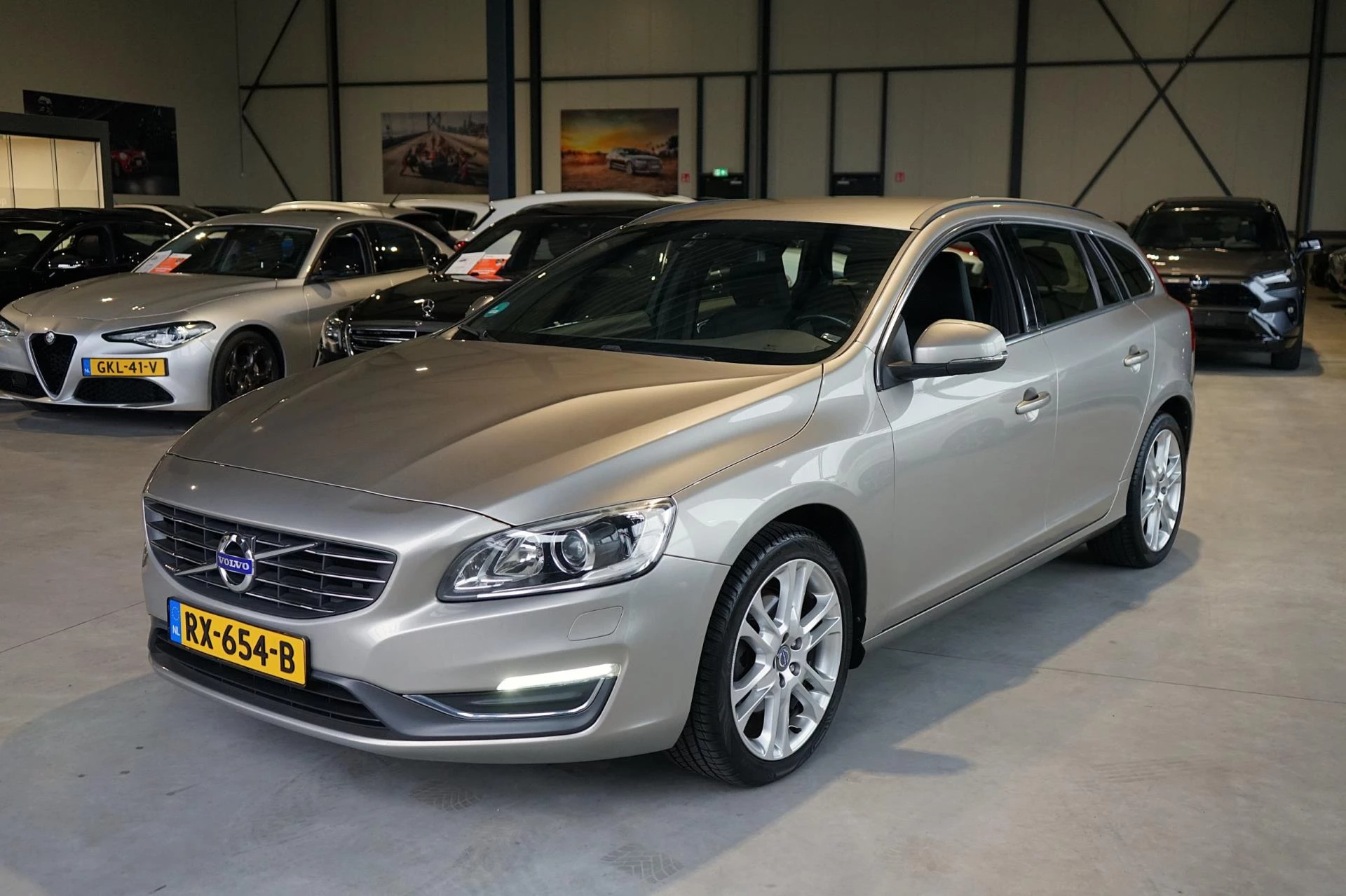 Hoofdafbeelding Volvo V60