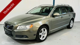 Volvo V70 2.5FT Summum LEER / XENON