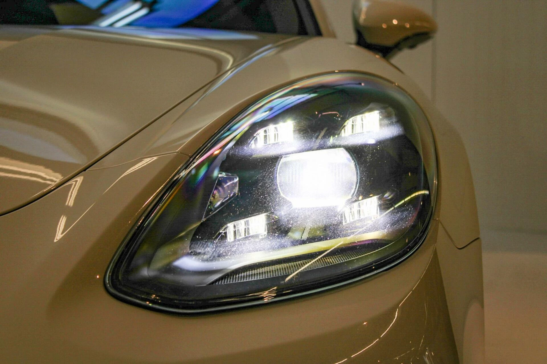 Hoofdafbeelding Porsche Panamera