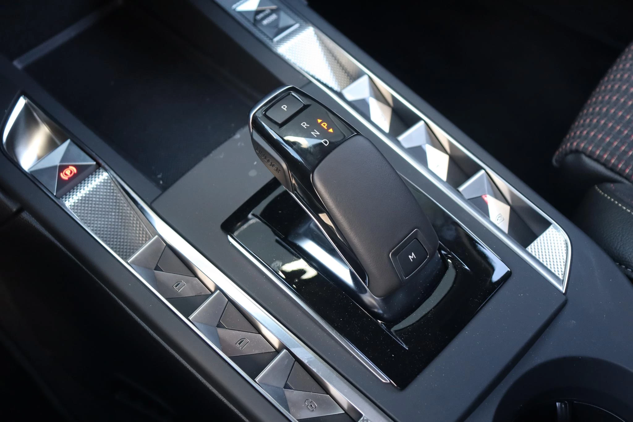 Hoofdafbeelding DS DS 3