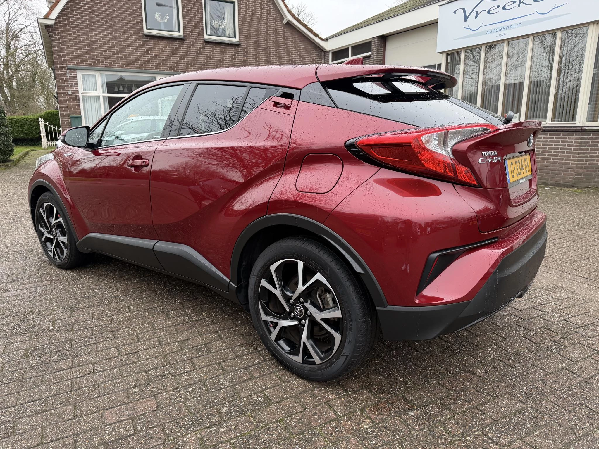 Hoofdafbeelding Toyota C-HR