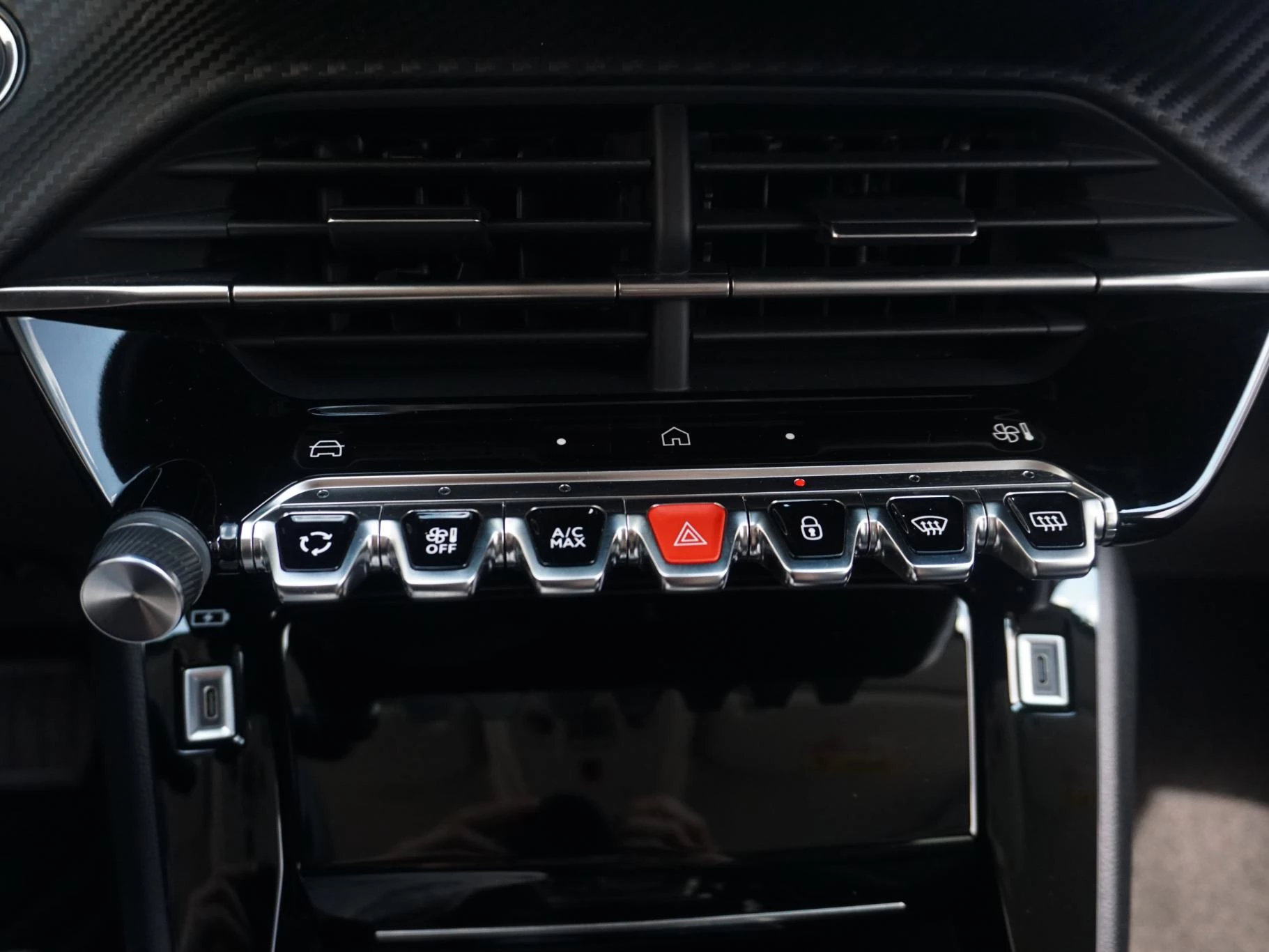 Hoofdafbeelding Peugeot e-208