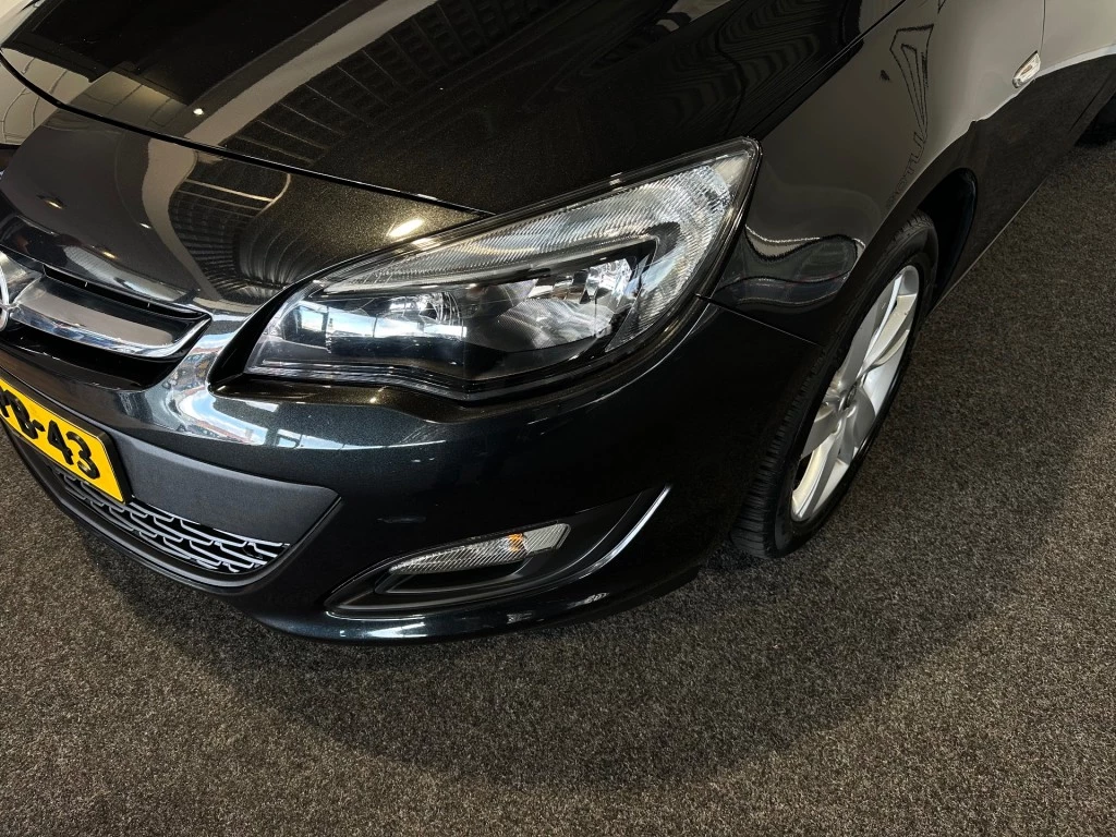 Hoofdafbeelding Opel Astra