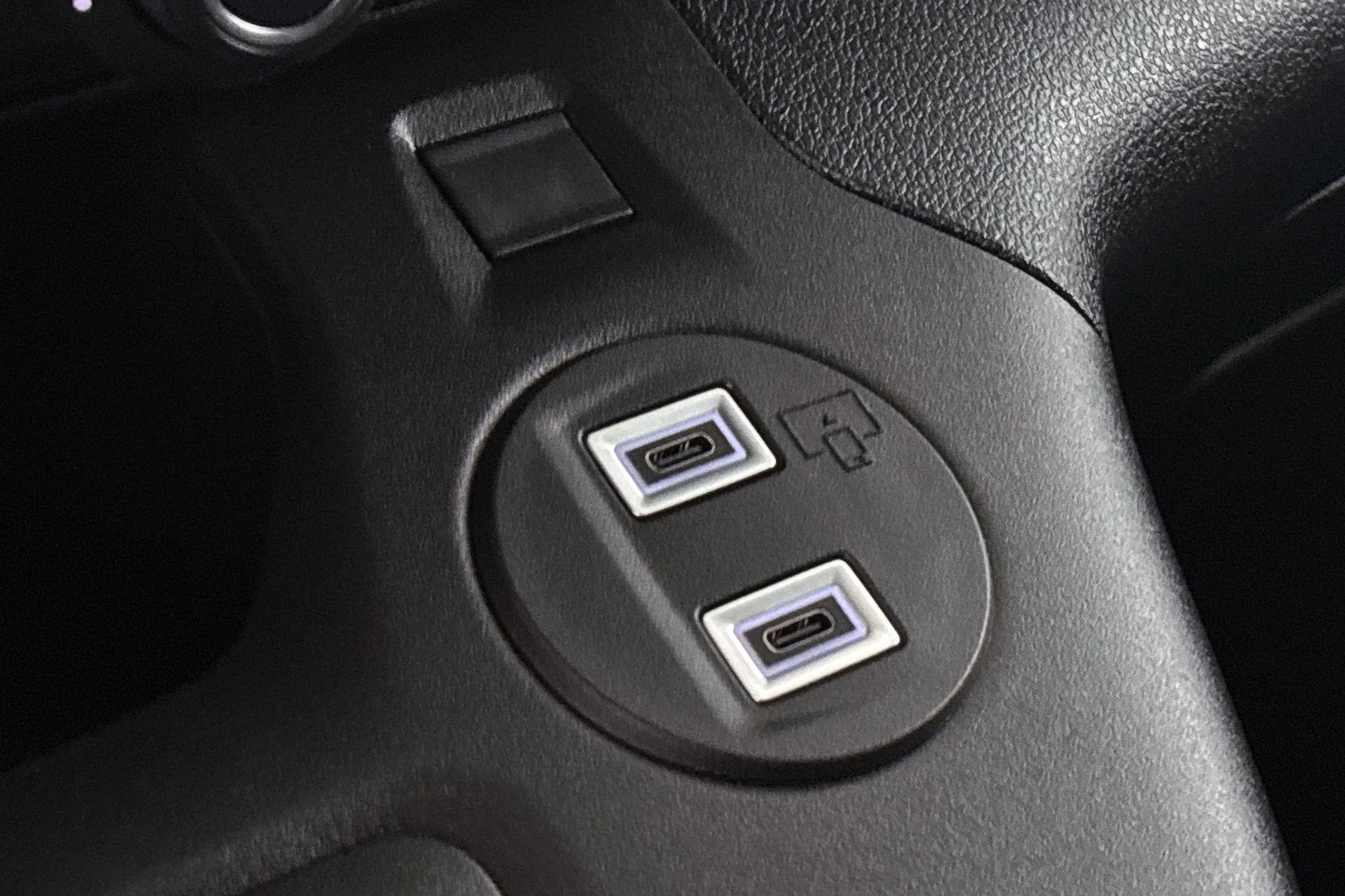 Hoofdafbeelding Peugeot e-Partner