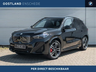 BMW iX1 eDrive20 M Sport / Trekhaak / Panoramadak / Sportstoelen / Comfort Access / Adaptieve LED / Harman-Kardon