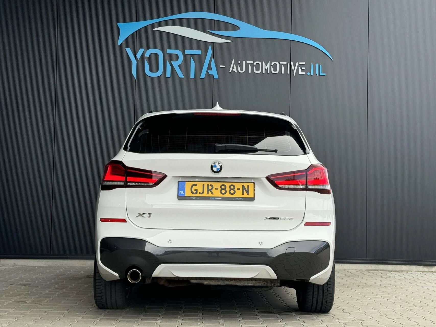 Hoofdafbeelding BMW X1