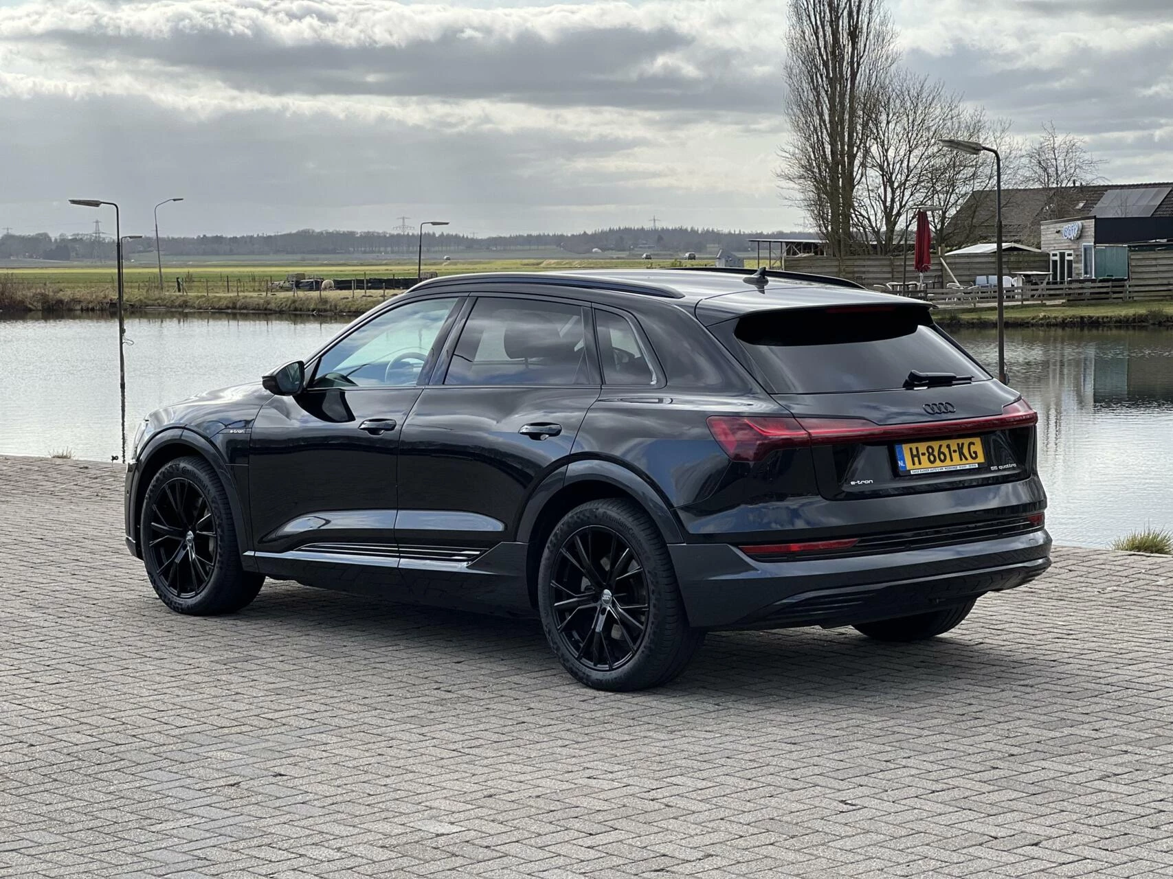 Hoofdafbeelding Audi e-tron