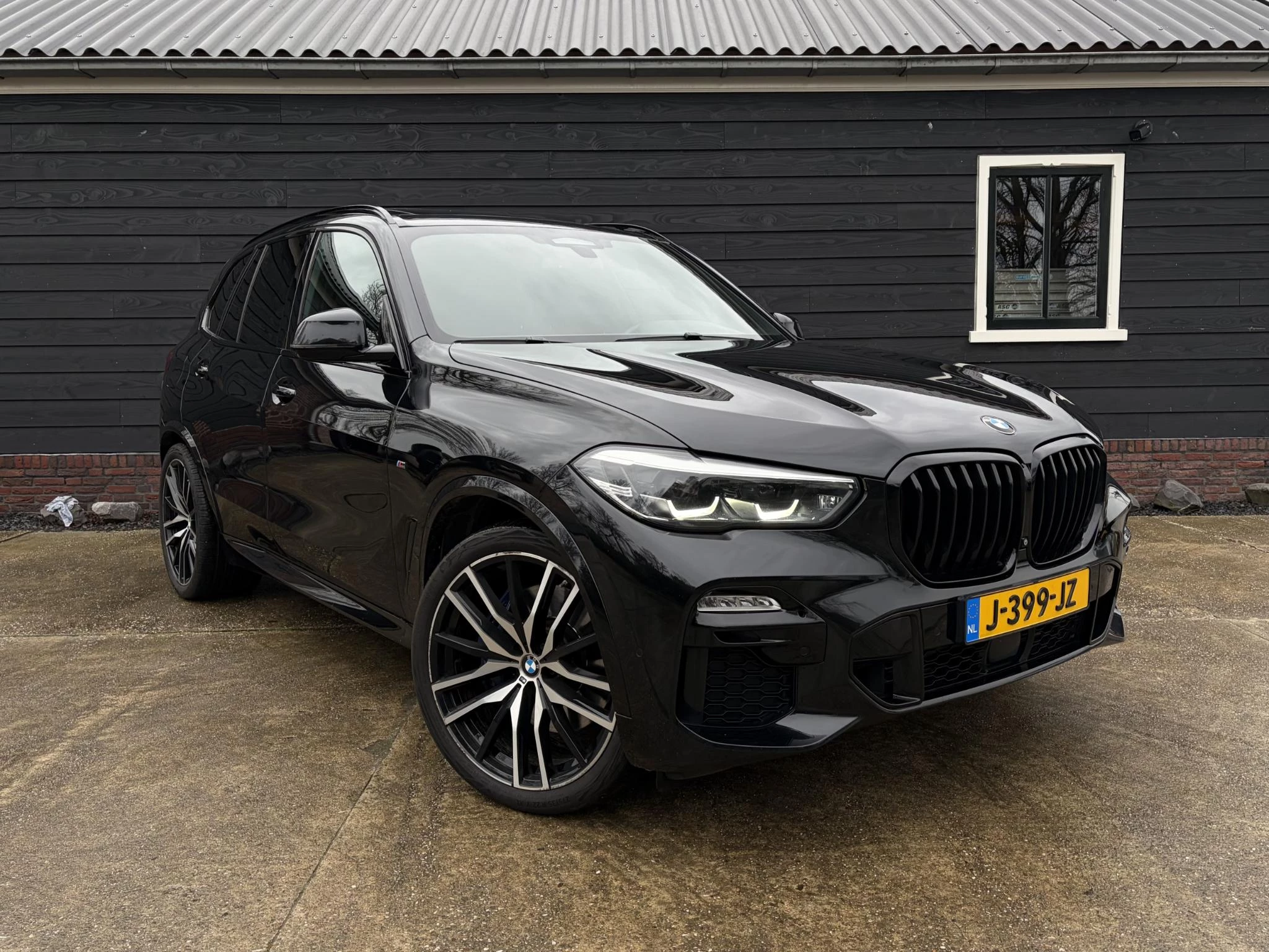Hoofdafbeelding BMW X5