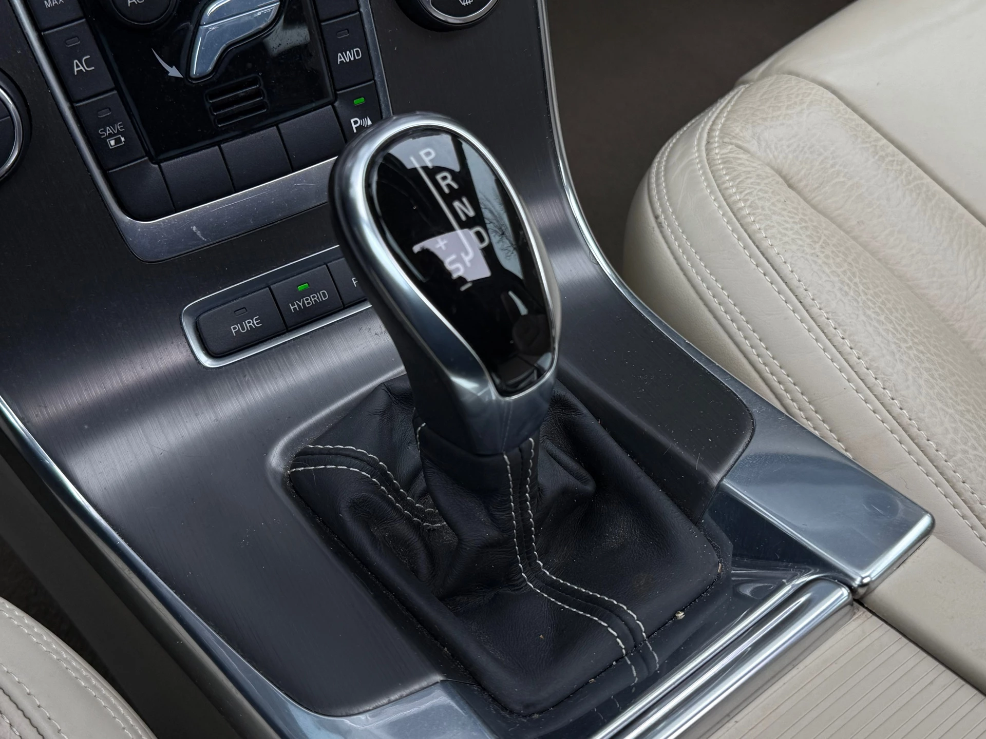 Hoofdafbeelding Volvo V60